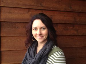 Author Morgan Wylie signs publishing contract for Havenwood Falls Shared World program